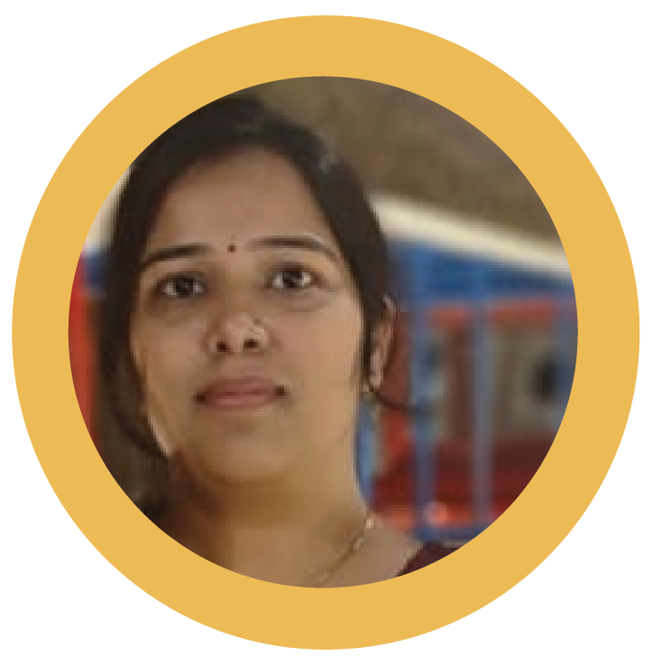 Uma Dwivedi, a nursery teacher at Dr. Kamna's Gurukool Preschool, with an M.Com and B.Ed, and 3 years of experience.